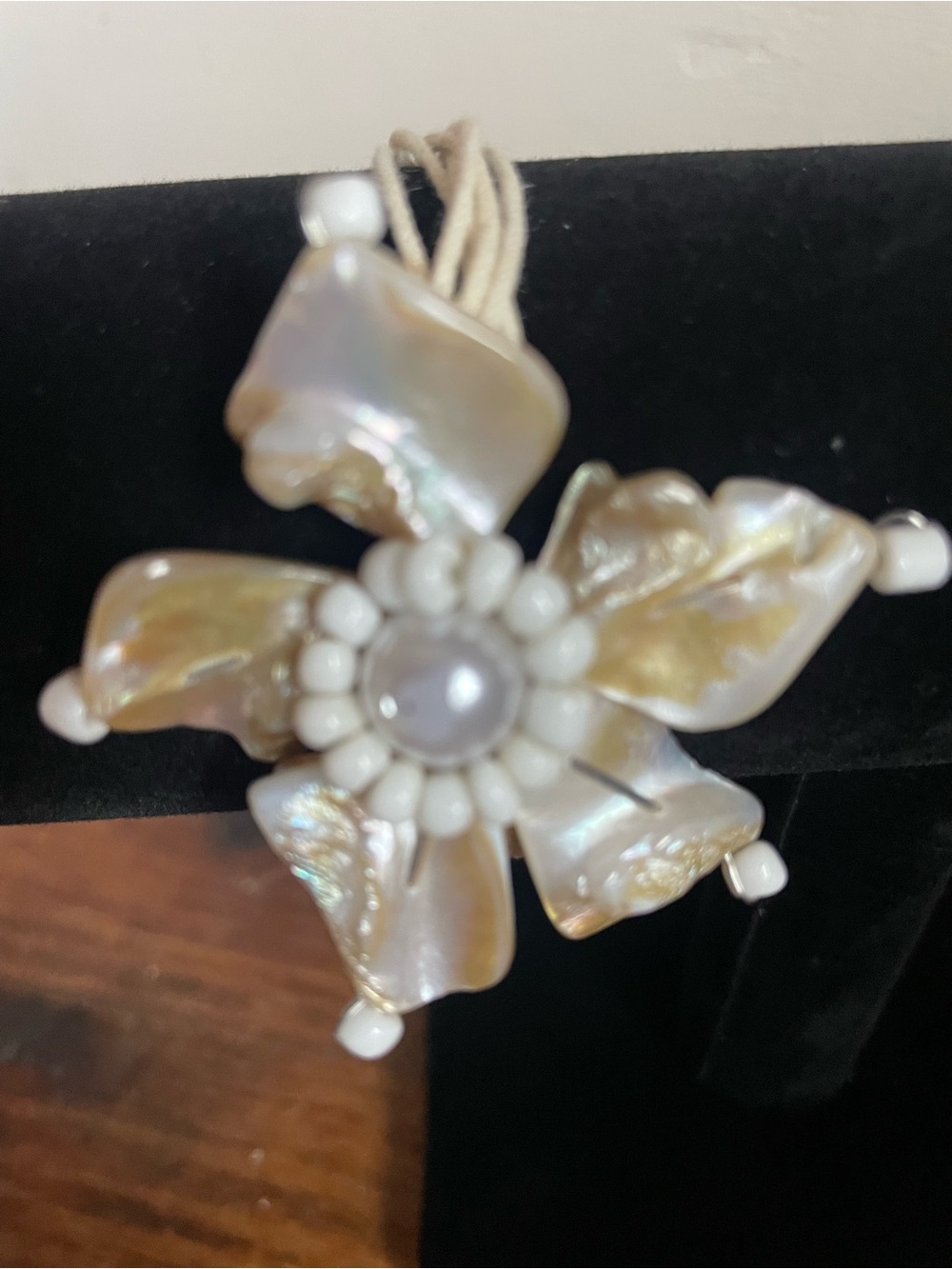 Iridescent Pearl Flower Bracelet - White